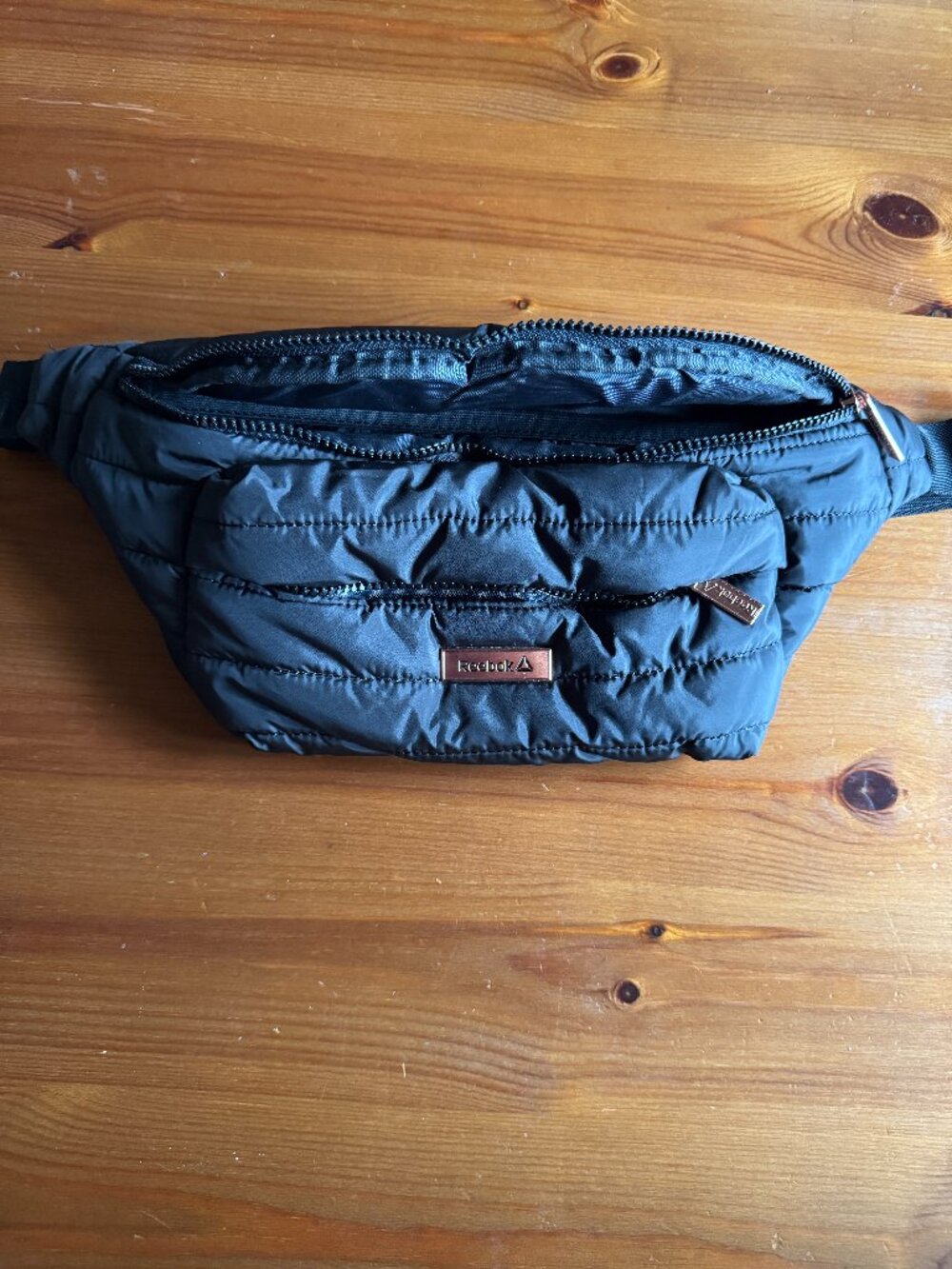 REEBOK Rylan Black Quilted Puffer Fanny Pack Large Crossbody Bag 16” W x 6.5” H